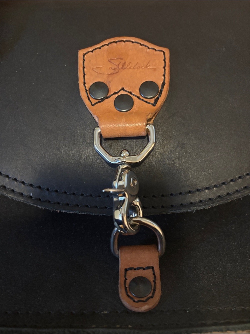Saddleback, leather water, bag, black with brown handles and silver hardware - Picture 6 of 9